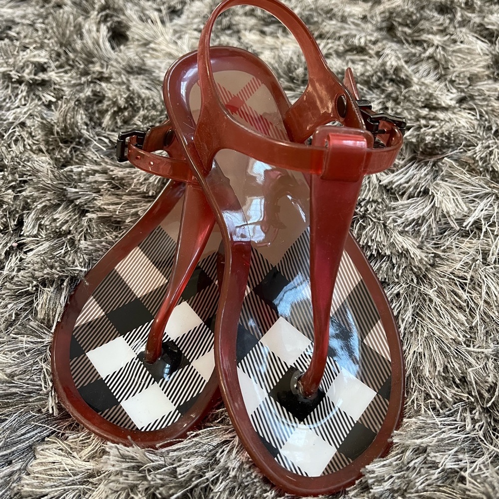 Burberry Girls T-Strap Jelly Sandals size EU30 US12.5